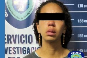 Mujer pide clemencia tras ser detenida por meter productos en sus partes intimas en una tienda de Baruta