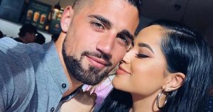 Becky G reaparece tras escándalo de infidelidad