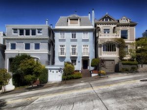 Camilo Ibrahim Issa, inmuebles