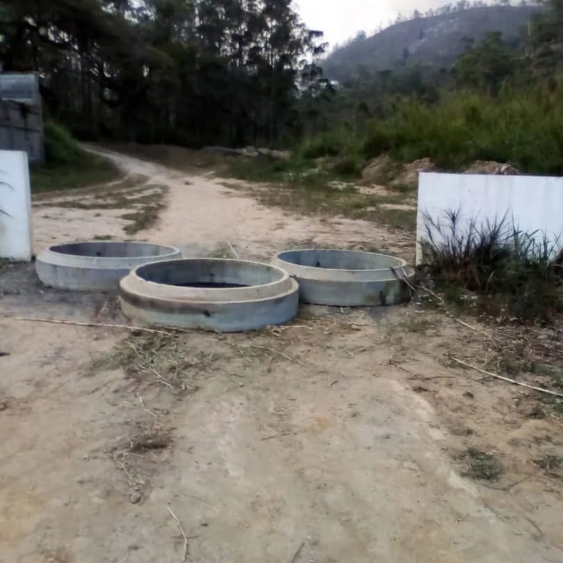 Cierran paso vehicular hacia el parque Colinas de Carrizal en Miranda