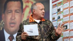 "Él está inhabilitado y no puede participar"