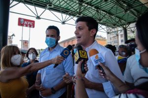 Ni estatizar la industria petrolera, ni privatizar Pdvsa; urge liberalizar