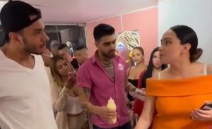 Así fue la pelea de una pareja por culpa del show erótico ????????