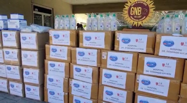 Entregan medicinas e insumos médicos a hospital El Llanito