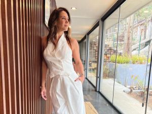 Erika de la Vega fue a esquiar y tuvo una accidentada jornada