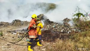 Extinguen fuego de minibonanza en Santa Lucía del Tuy