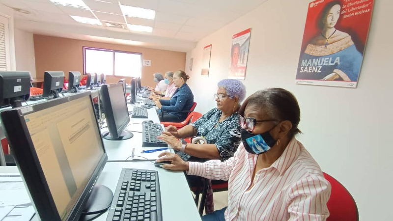 Inces capacitó a trabajadores en herramientas tecnológicas en el Zulia