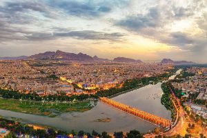 Salar-Ataie-Bandari-Isfahan-la-ciudad-más-bella-del-mundo