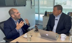 "La situación política del país es un hervidero"