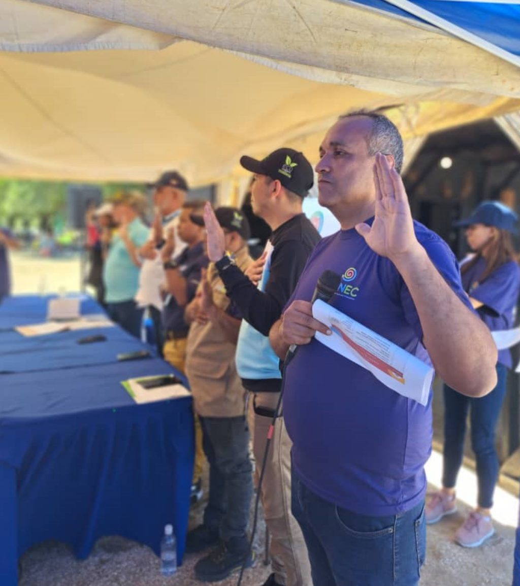 Juramentados Guardianes del Mangle en Higuerote