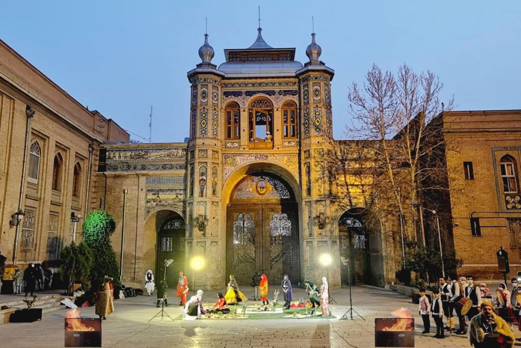 Salar-Ataie-Bandari-Las-festividades-más-importantes-de-Teherán
