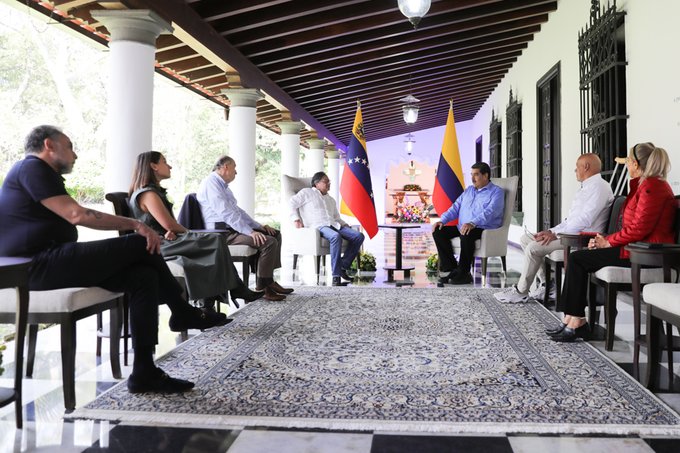 Presidentes Petro y Maduro se reunieron en Caracas