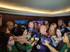 Manuel Rosales no descarta apoyar a otro y VP postula a Juan Guaidó