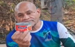 Oswaldo Zerpa Alcalde del municipio Unda del estado Portuguesa denuncia que están despachando cartón por atún en las bolsas Clap