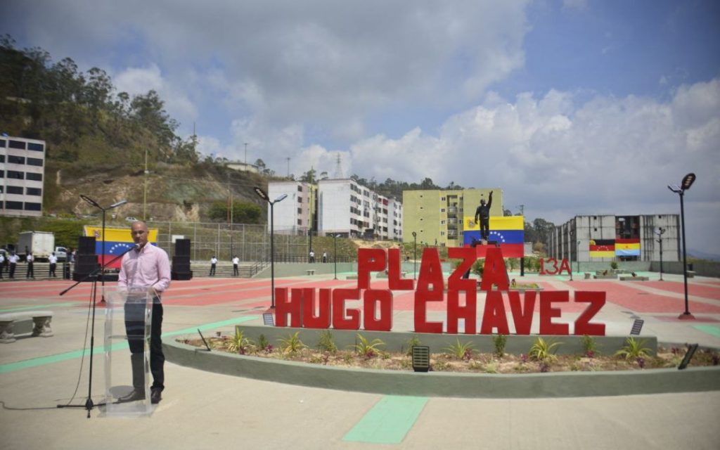 Primera plaza Hugo Chávez de Miranda fue inaugurada en Los Teques