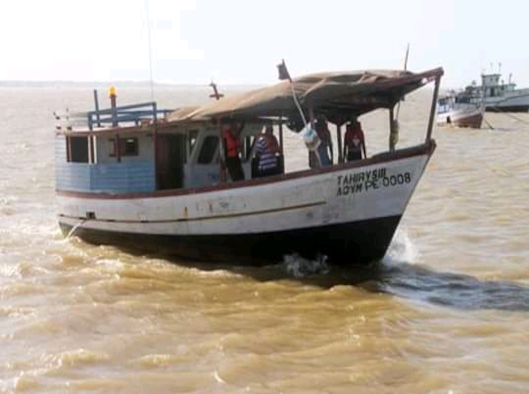 Prohíben el zarpe de embarcaciones en el Oriente del país