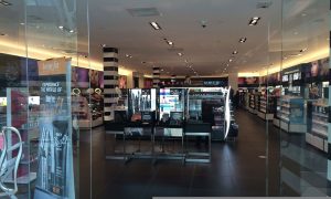 Camilo-Ibrahim-Issa-Tipos-de-tiendas-que-hay-en-un-centro-comercial