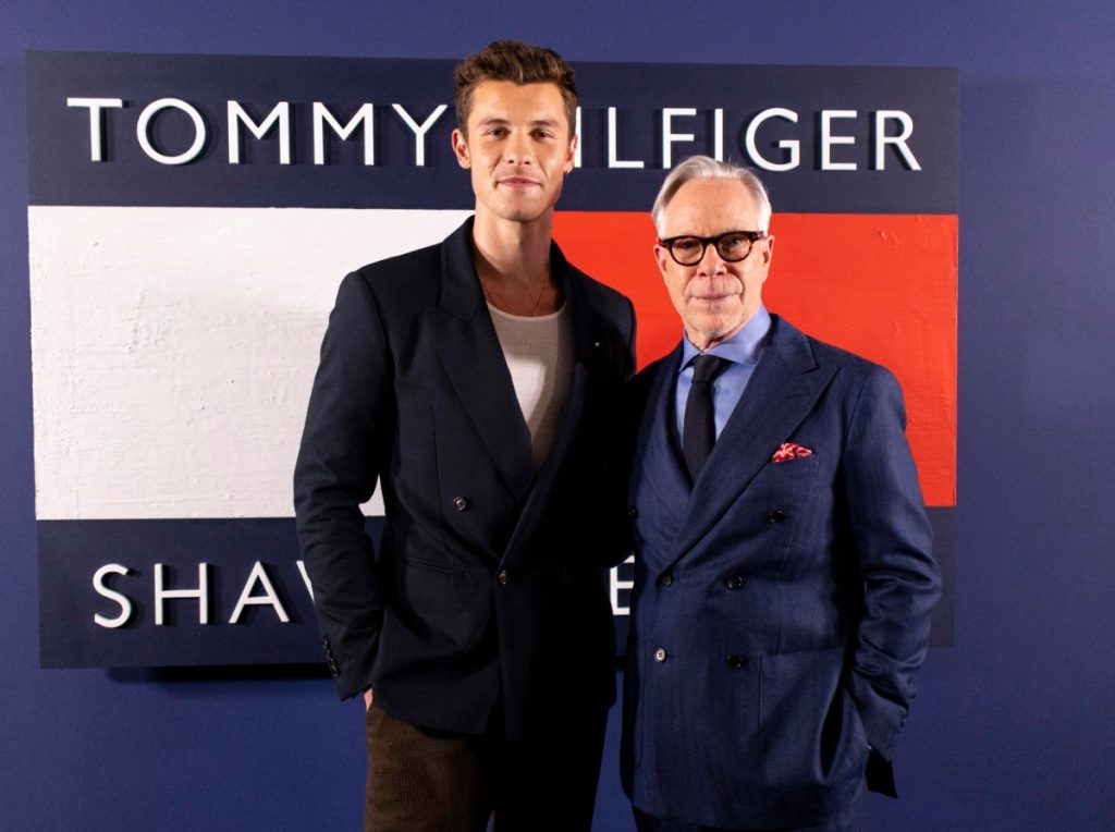 Tommy Hilfiger y Shawn Mendes reviven moda de los 90's
