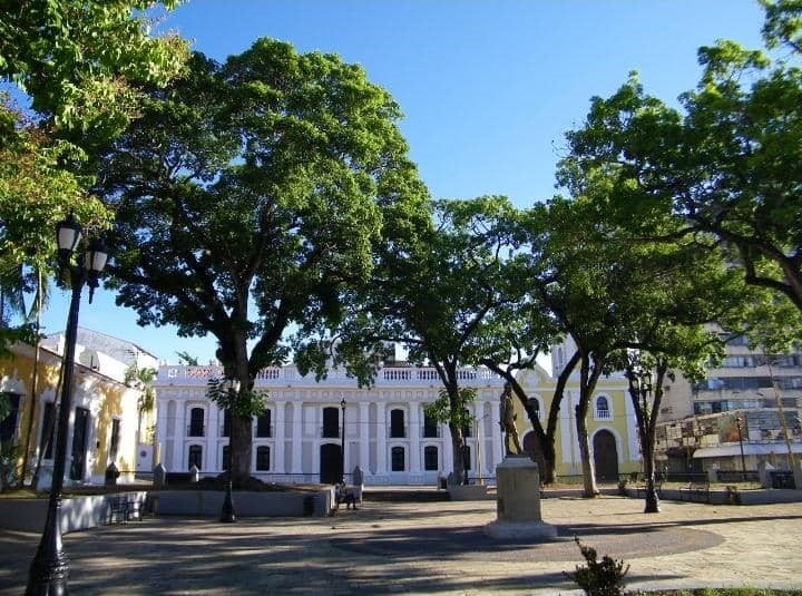 Valencia festeja hoy 468 años de fundada