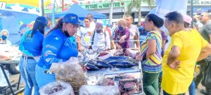 Vendieron 5.000 kilos de pescado en Petare