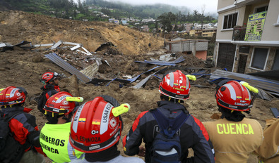 Un gigantesco alud deja al menos 7 fallecidos y 64 desaparecidos en Ecuador