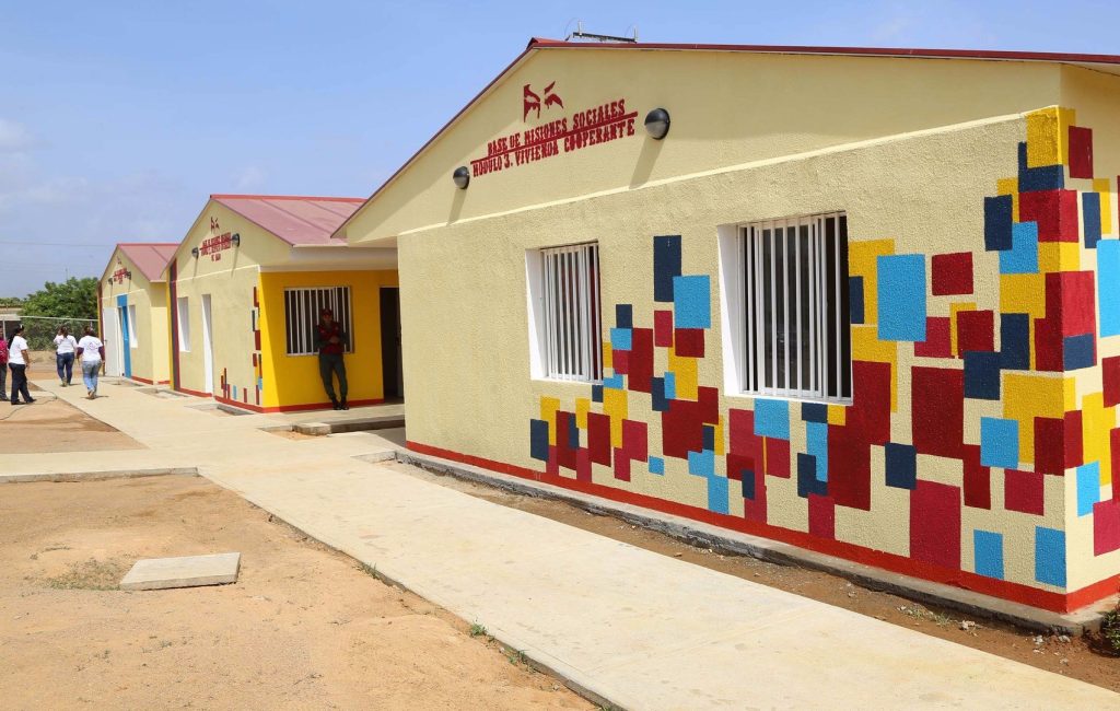 Pueblo organizado recuperará 100 bases de misiones en estado Bolívar