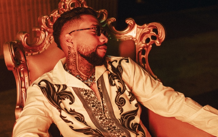 Bryan Venz presenta su "Guayoyito"