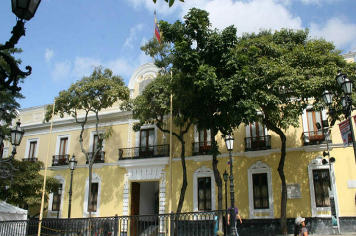 Gobierno de Venezuela rechazó extensión de decreto de "emergencia" de EEUU