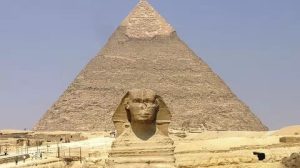 Descubren cámara sellada dentro de una de las Pirámides de Giza