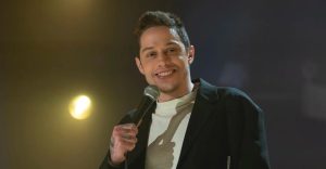 Pete Davidson, ex de Kim Kardashian, tuvo accidente automovilístico con su nueva novia