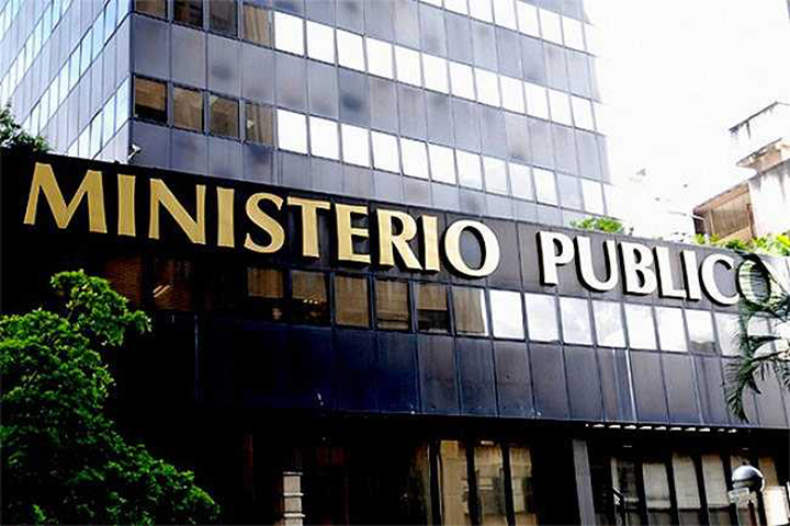 Un vigilante fue agredido por instructores de un gimnasio en el Centro Comercial La Trigaleña en Valencia