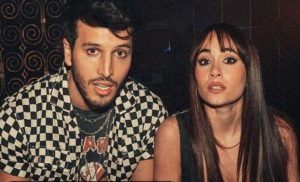 Aitana y Sebastian Yatra fueron captados juntos en un centro comercial