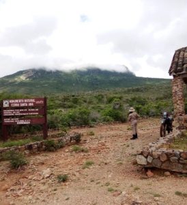 Atractivas rutas de excursionismo ofrece el Cerro Santa Ana