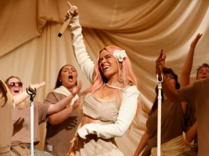 Karol G deslumbró con su participación en Saturday Night Live ????????????