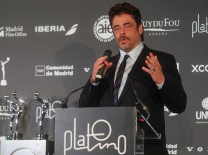 Benicio Del Toro recibirá hoy el premio Platino de Honor 2023