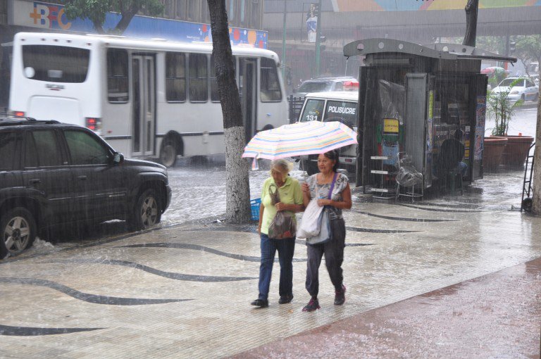 Se esperan 65 ondas tropicales sobre Venezuela