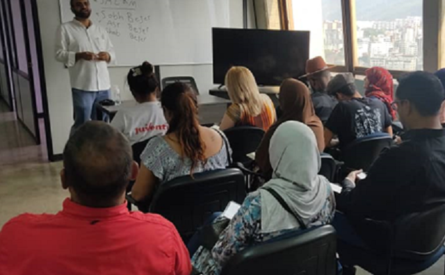 Comenzaron a impartir clases de idioma persa en Caracas
