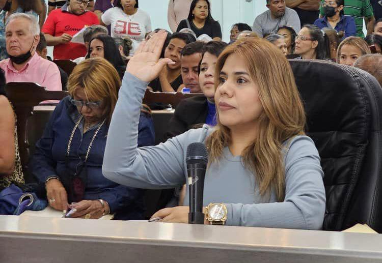 Lápiz impulsa consenso con PSUV y MUD para lograr ordenanza que beneficia a emprendedores de mercados de Caracas