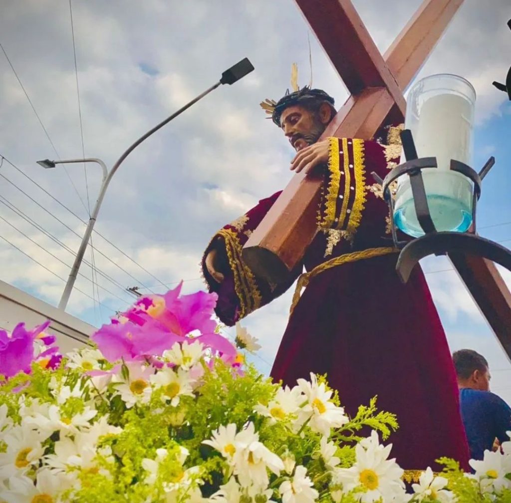 El Nazareno recorrió calles y avenidas de Guanare