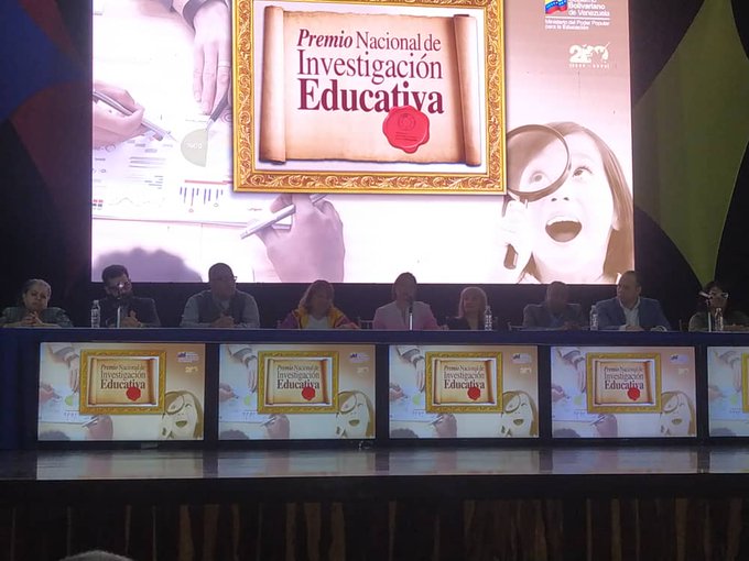 Entregan Premio Nacional de Investigación Educativa en Caracas
