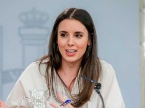 España aprueba que menores de 17 años puedan interrumpir el embarazo