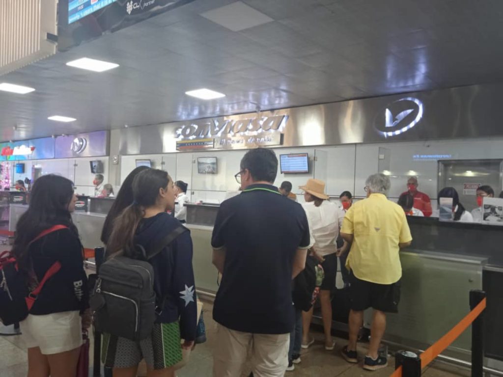 Estiman movilizar vía aérea 82 mil viajeros durante la Semana Santa