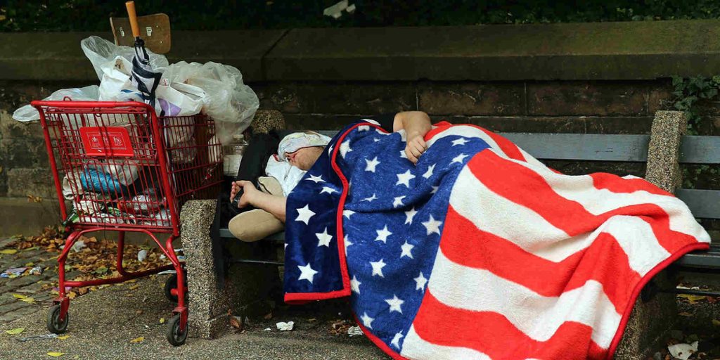 Estudio señala a la pobreza como la cuarta causa de muerte en EEUU