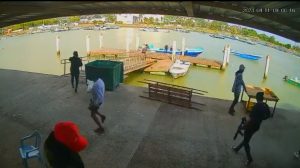 Investigan masacre en puerto pesquero de Esmeralda en Ecuador