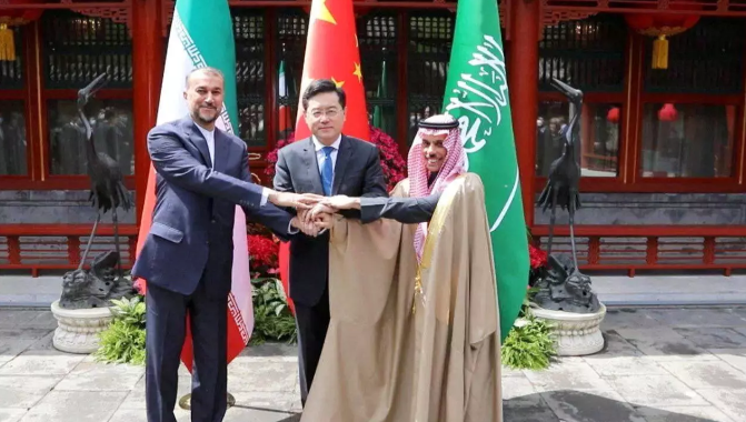 Irán y Arabia Saudita sellan la reanudación de sus relaciones diplomáticas en China
