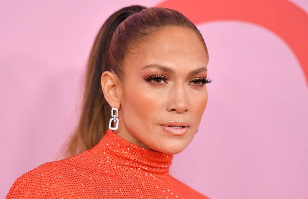 Jennifer Lopez fue criticada por su nuevo negocio