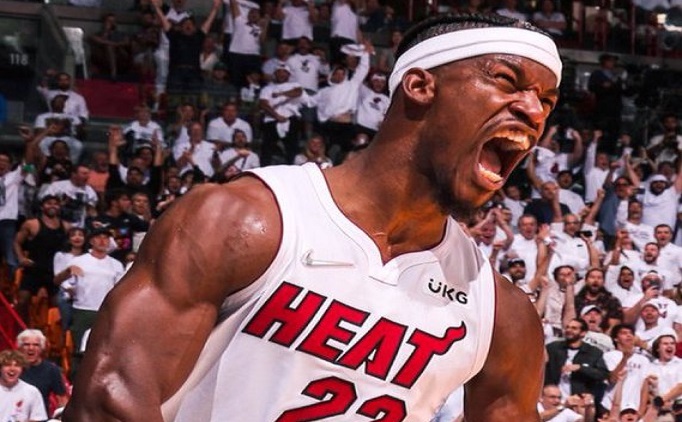 Jimmy Butler masacró a los Bucks y los deja al borde del abismo