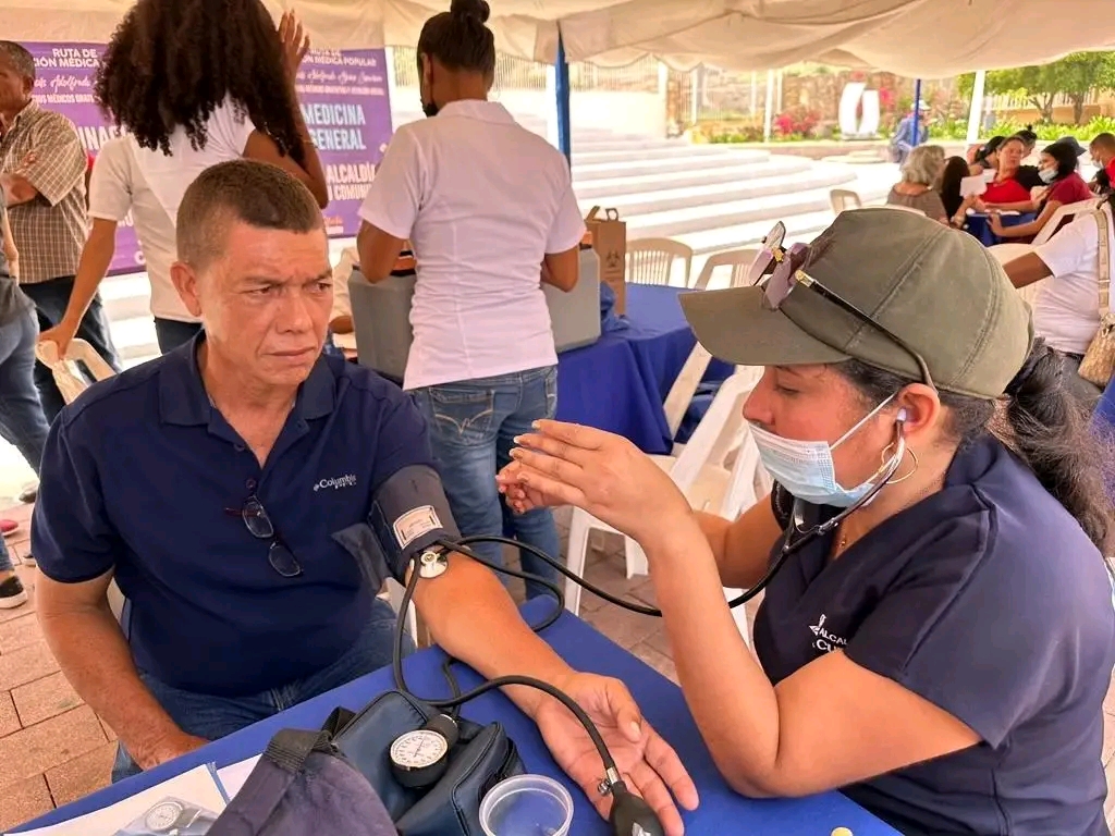 Jornada médica atendió a más de 400 personas en Sucre