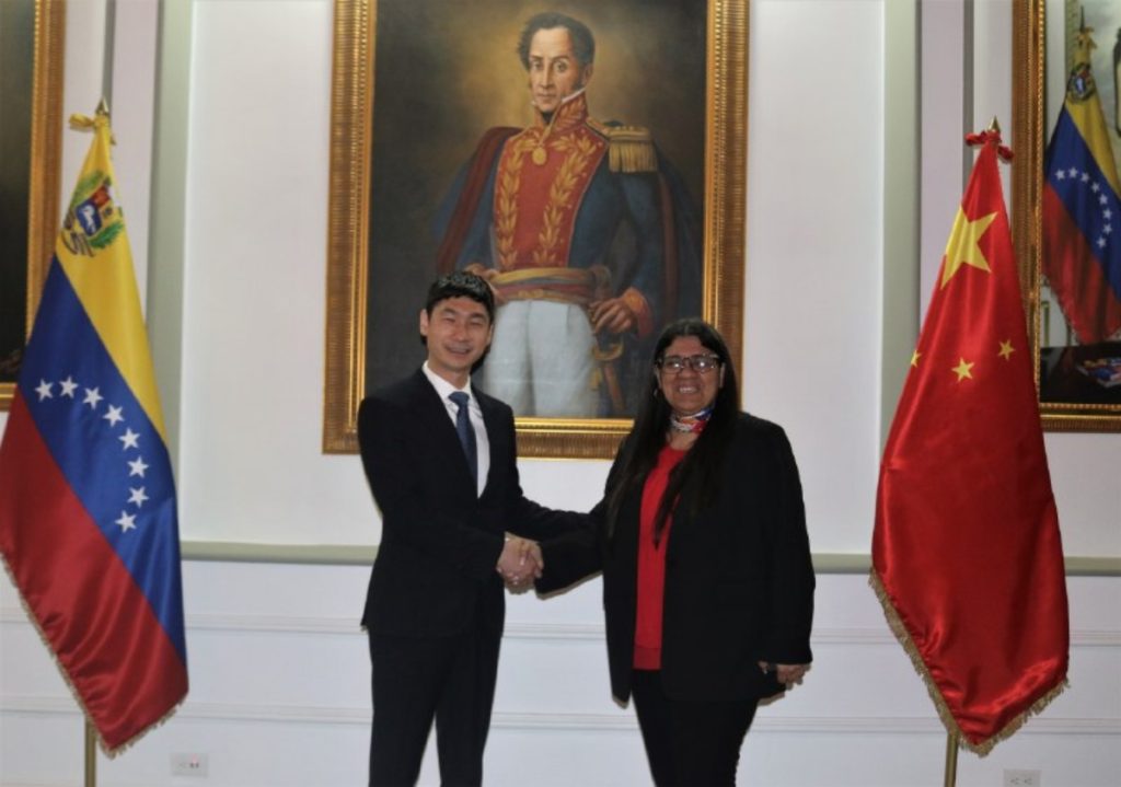 Llegó a Venezuela nuevo embajador designado de China Lan Hu