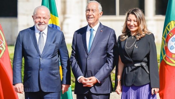 Lula expresa compromiso en mantener política de crecimiento en Brasil